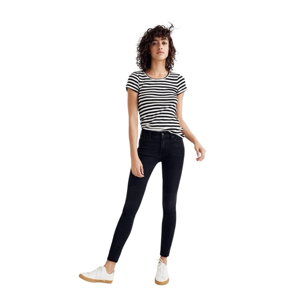 Madewell•9” High Rise Skinny Black Jeans